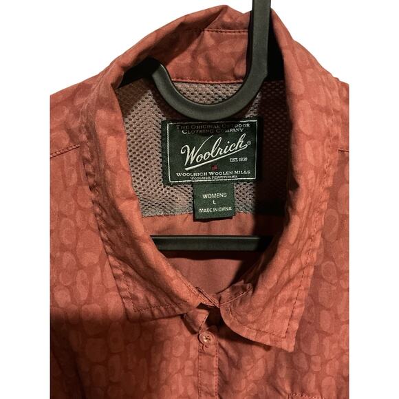 Woolrich Women’s Short Sleeve Button-Up Shirt – Size Large – Lighter Raisin - Picture 4 of 7